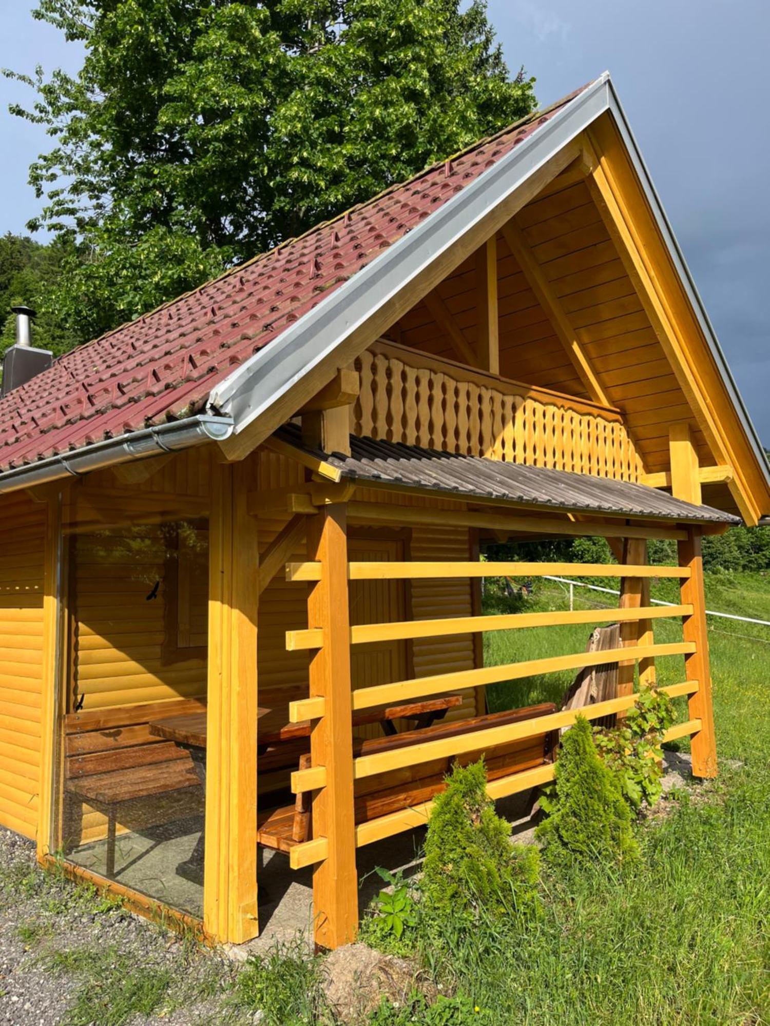 Cottage Zirovnica Luaran gambar